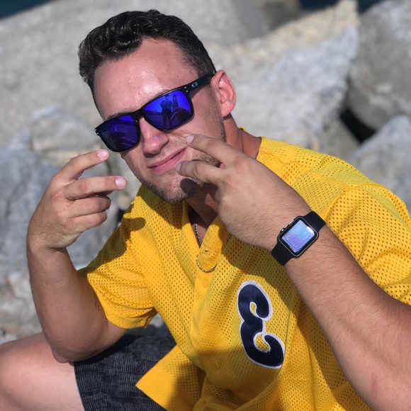 Meet your Posher, Reed - Picture 1 of 1